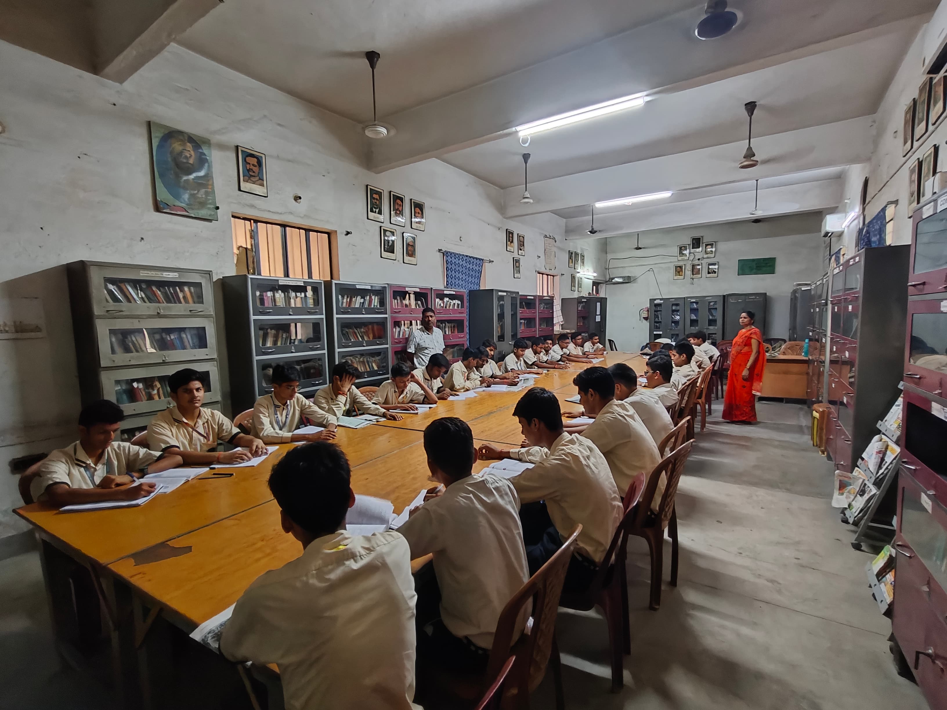 Digital Library & Knowledge Hub